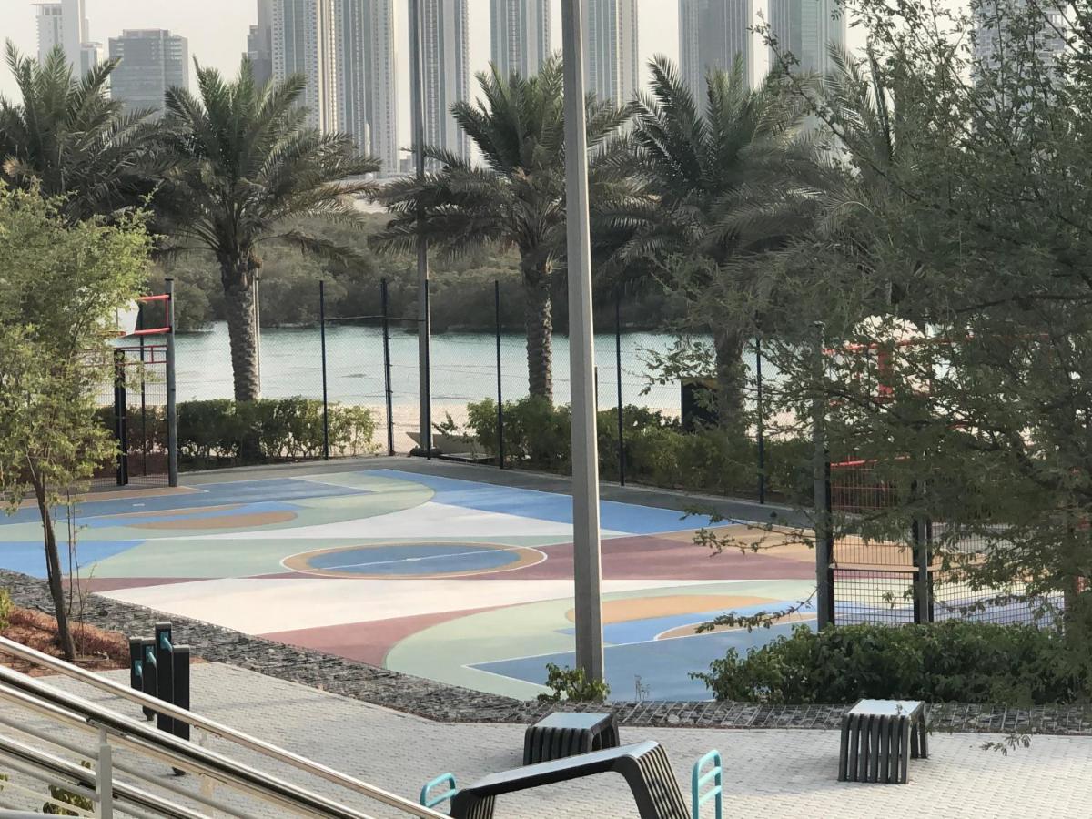 Large Size One Bedroom Apartment With Sea View Abu Dabi Dış mekan fotoğraf