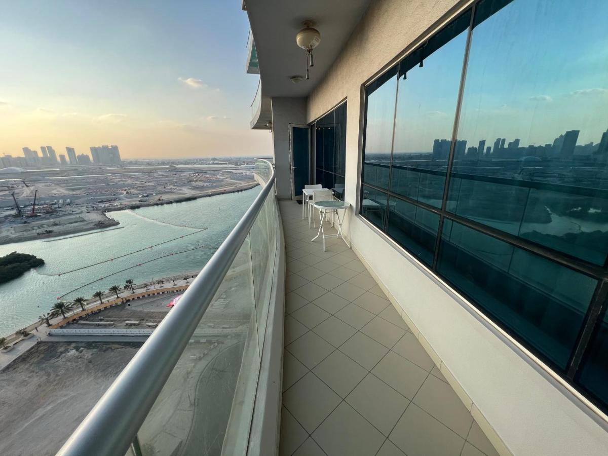 Large Size One Bedroom Apartment With Sea View Abu Dabi Dış mekan fotoğraf