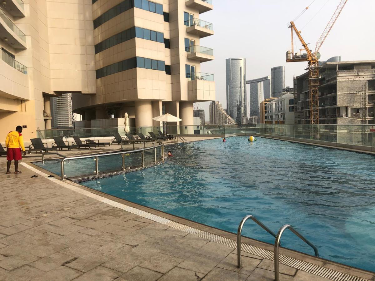 Large Size One Bedroom Apartment With Sea View Abu Dabi Dış mekan fotoğraf